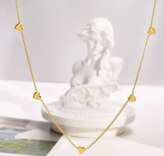 Gold necklace with hearts - Pinkhill, Darwin boutique, Australian high end fashion, Darwin Fashion