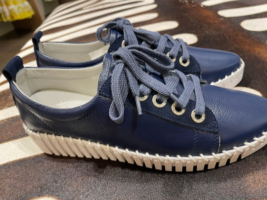 Lav-ish Leather sneakers - Navy - Pinkhill - Lav-Ish - - Darwin boutique - Australian fashion design - Darwin Fashion - Australian Fashion Designer - Australian Fashion Designer Brands - Australian Fashion Design Footwear