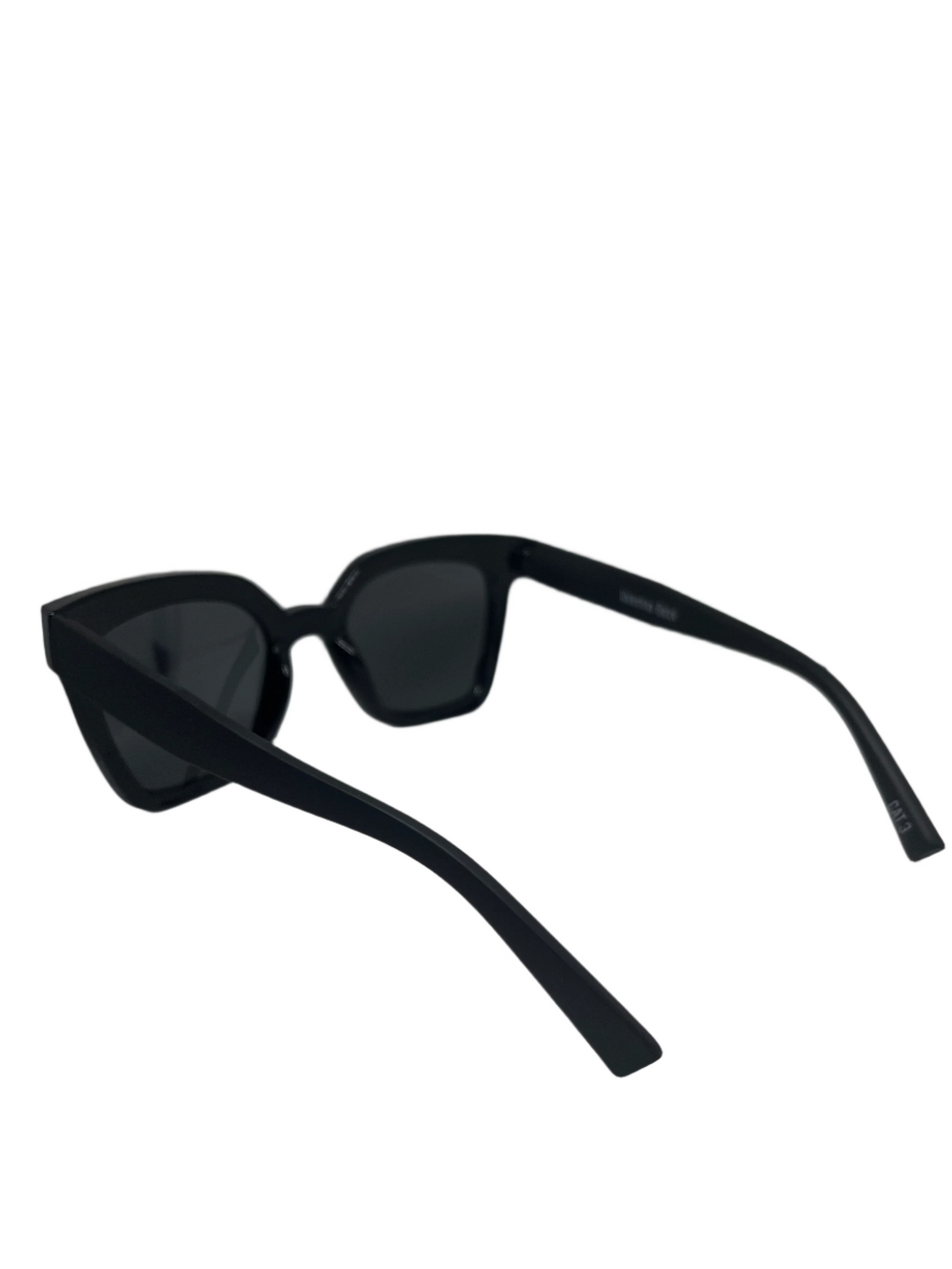 Captivated Eyewear Sunglasses - Black - Pinkhill - Captivated Soul -  - Darwin boutique - Australian fashion design - Darwin Fashion - Australian Fashion Designer - Australian Fashion Designer Brands - Australian Fashion Design 