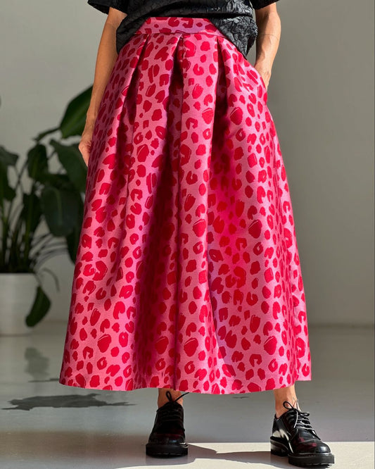 LUNATICA MILANO PLEATED SKIRT SK33602-07 RED - Pinkhill - LUNATICA MILANO - SK33602 - Darwin boutique - Australian fashion design - Darwin Fashion - Australian Fashion Designer - Australian Fashion Designer Brands - Australian Fashion Design 