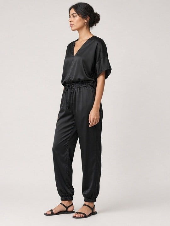 Gaia Top - Black - side view
