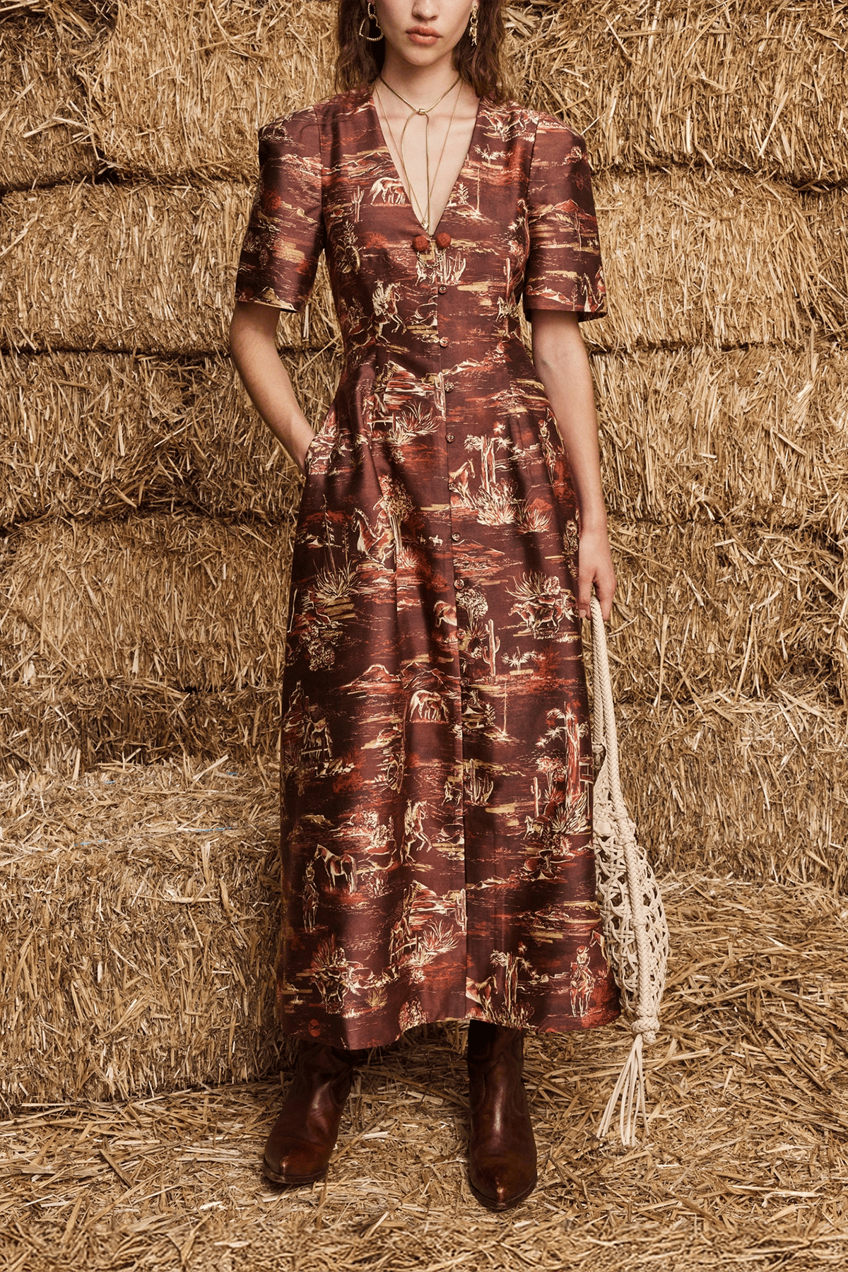 Hampden Clothing Alemais Ezra Midi Dress in Chocolate - Chocolate