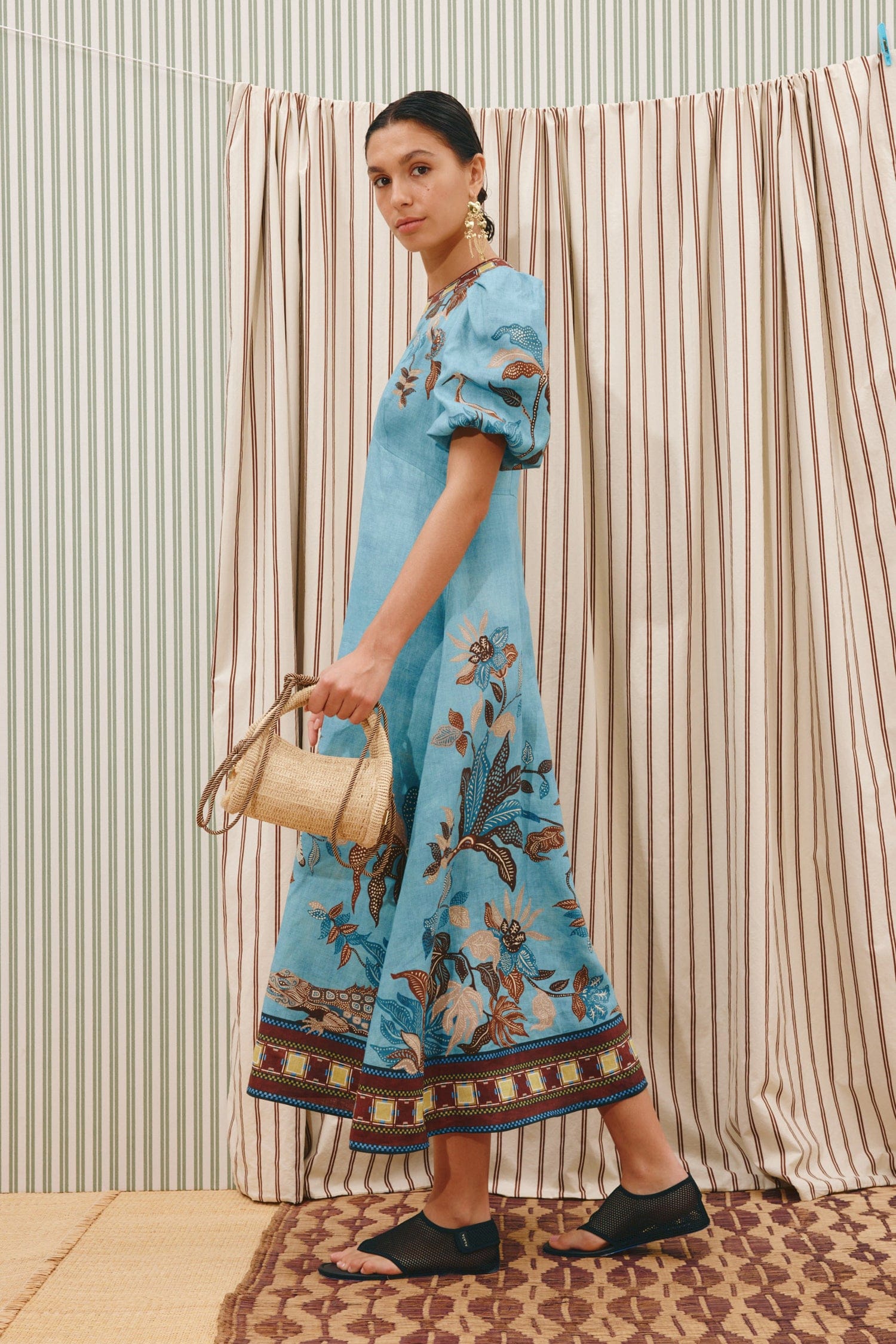 ALEMAIS GEORGIE MIDI DRESS - Pinkhill -  - [] - Darwin boutique - Australian fashion design - Darwin Fashion - Australian Fashion Designer - Australian Fashion Designer Brands - Australian Fashion Design 