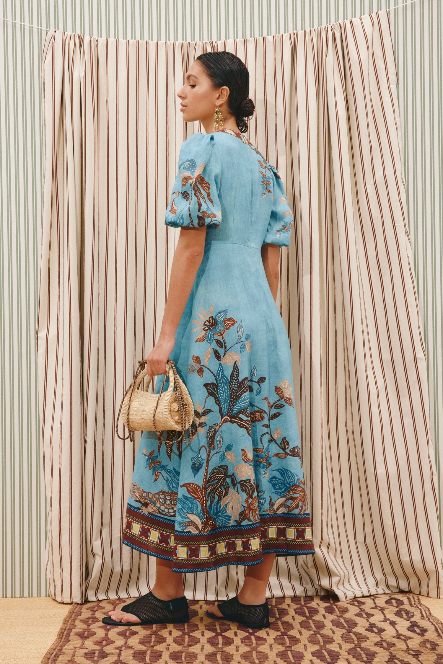 ALEMAIS GEORGIE MIDI DRESS - Pinkhill -  - [] - Darwin boutique - Australian fashion design - Darwin Fashion - Australian Fashion Designer - Australian Fashion Designer Brands - Australian Fashion Design 