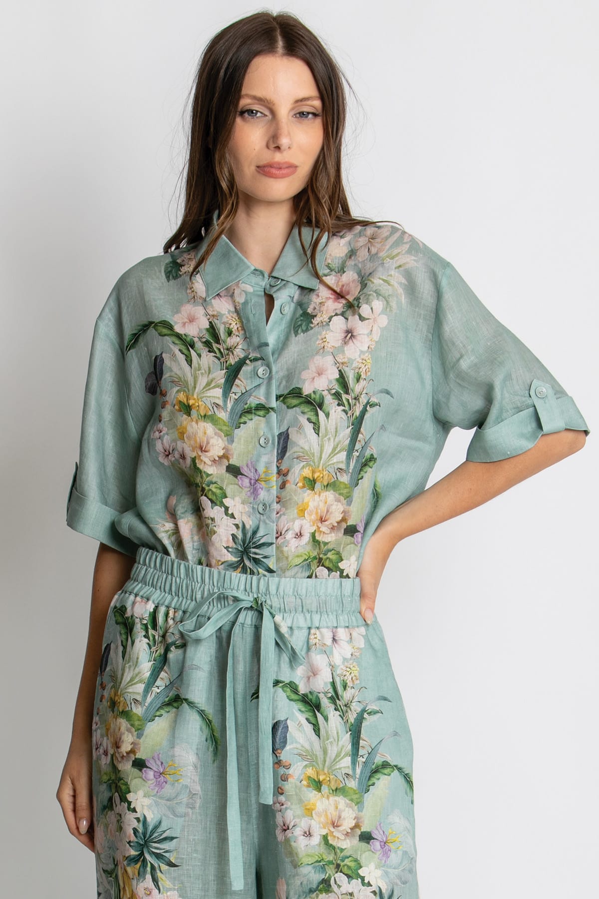 Kachel Sienna Pant in Sage Amour green floral linen