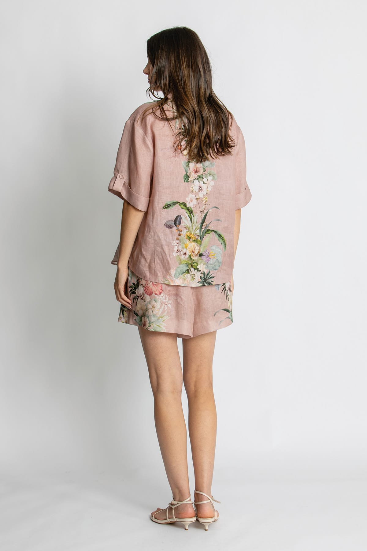 Kachel Sophia Short in Fleur Amour pink floral linen