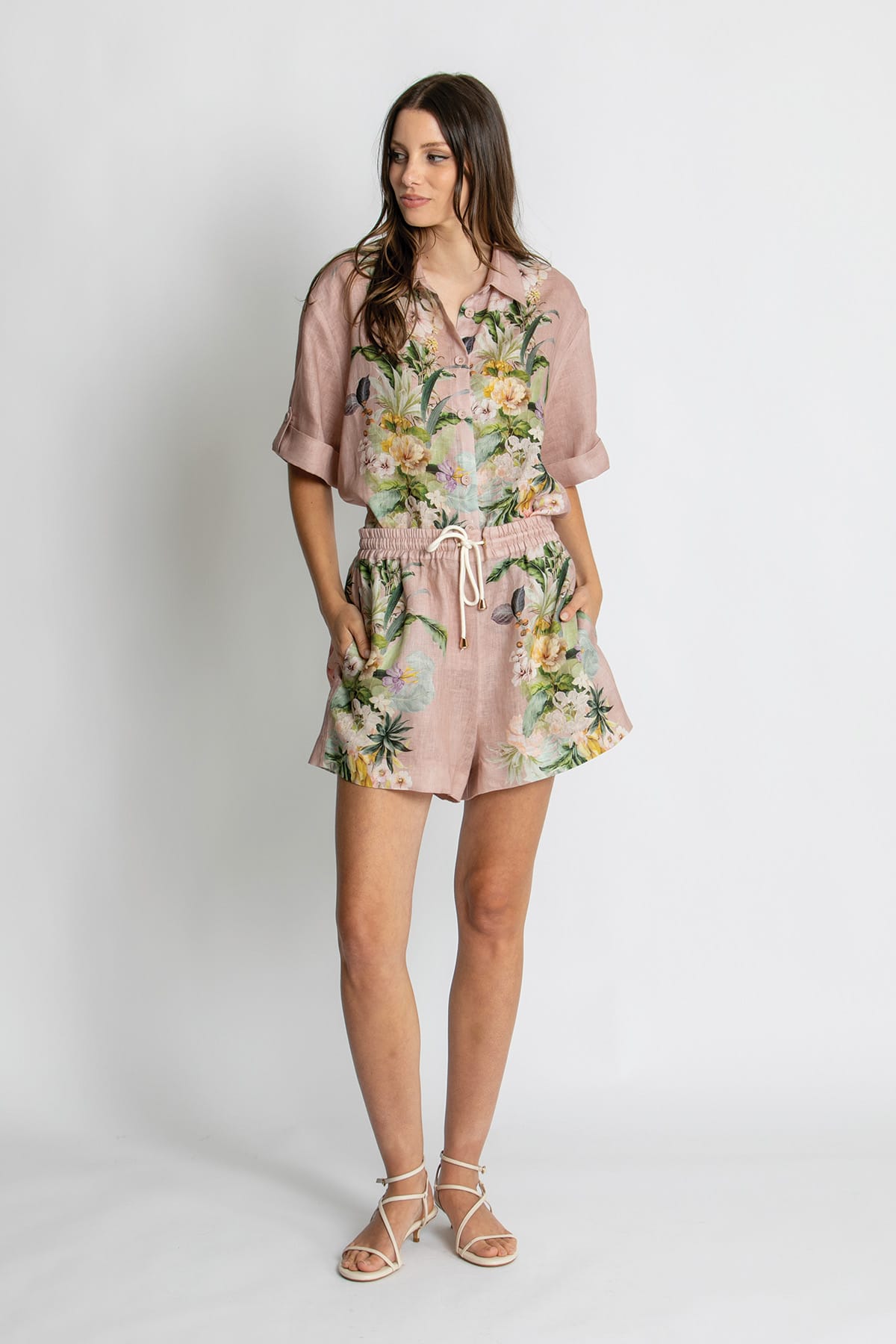 Kachel Sophia Short in Fleur Amour pink floral linen - detail