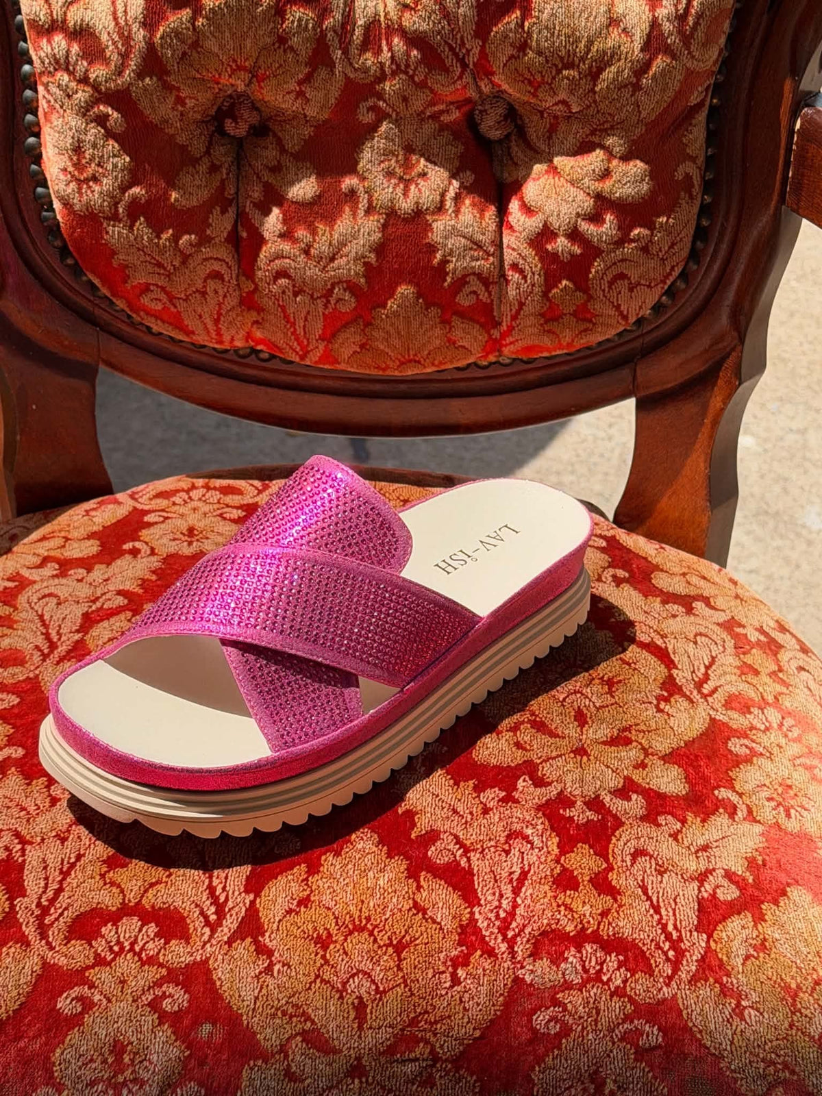 LAV-ISH Crossover Slides in fuchsia
