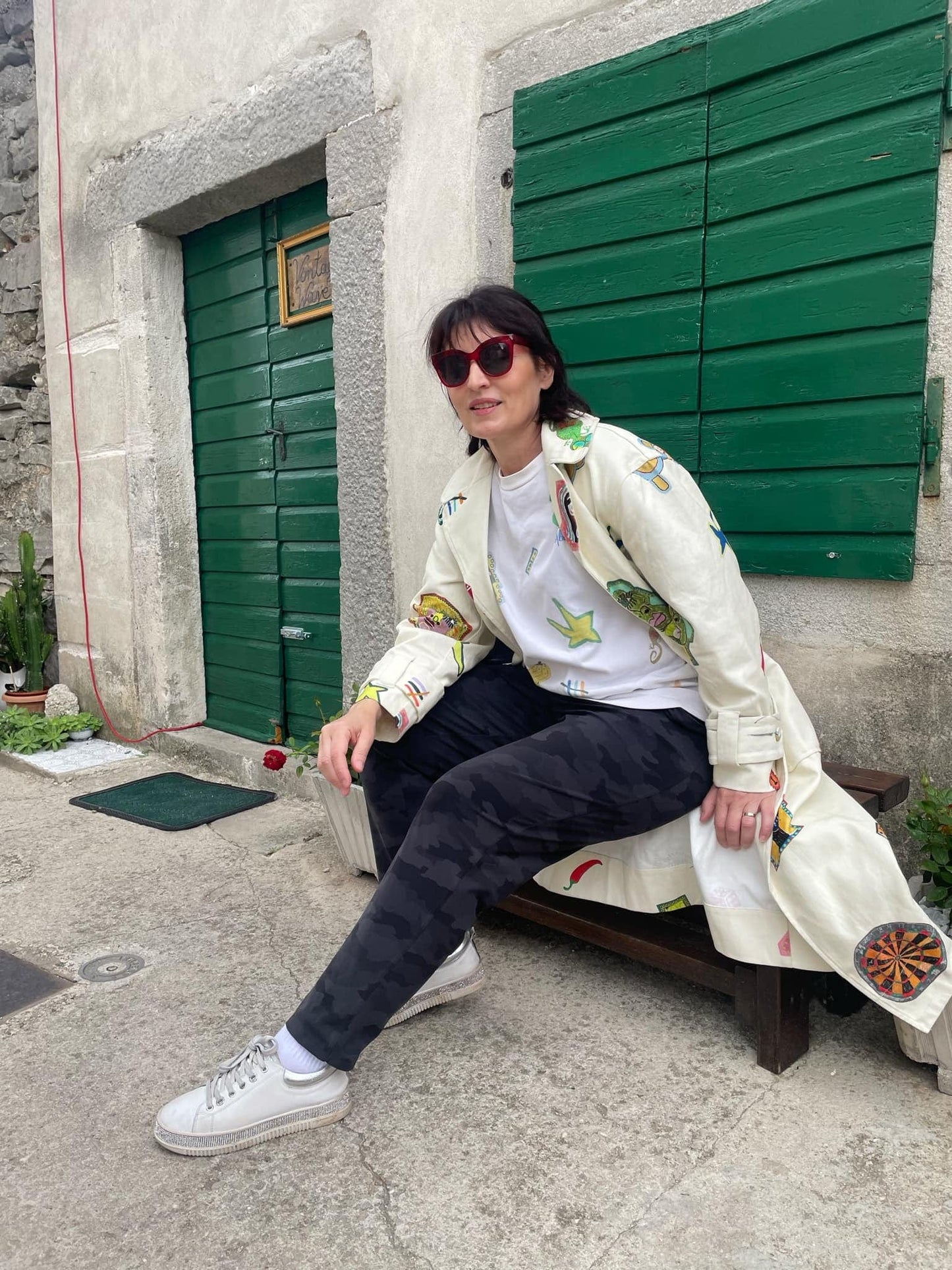 LAV-ISH SYDNEY - Crystal Sneakers- White - Pinkhill - Lav Ish - Lav-iSH, shoes - Darwin boutique - Australian fashion design - Darwin Fashion - Australian Fashion Designer - Australian Fashion Designer Brands - Australian Fashion Design Footwear