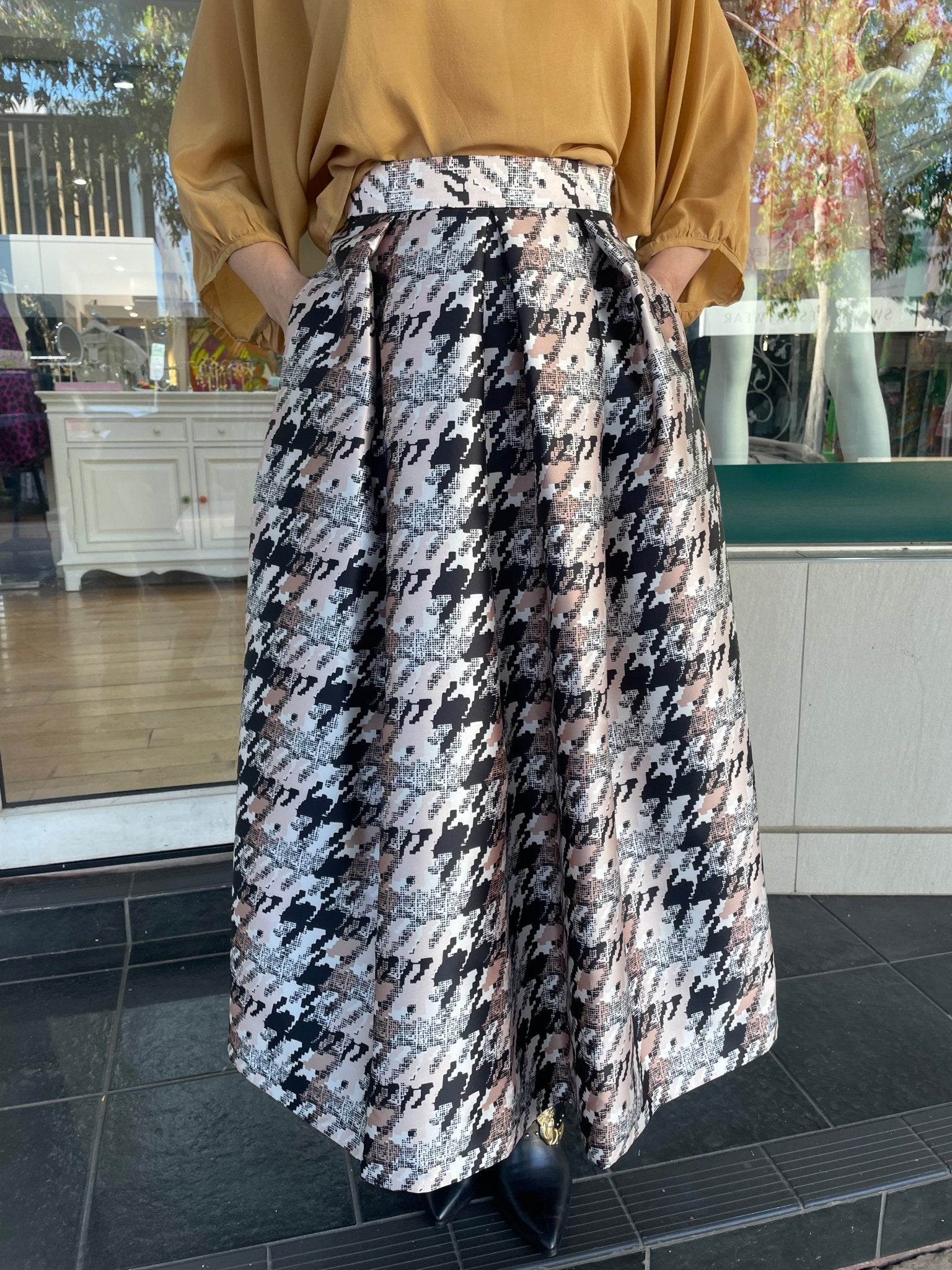 LUNATICA MILANO PLEATED SKIRT - PIED IVORY - LUNATICA MILANO - Pinkhill - darwin fashion - darwin boutique