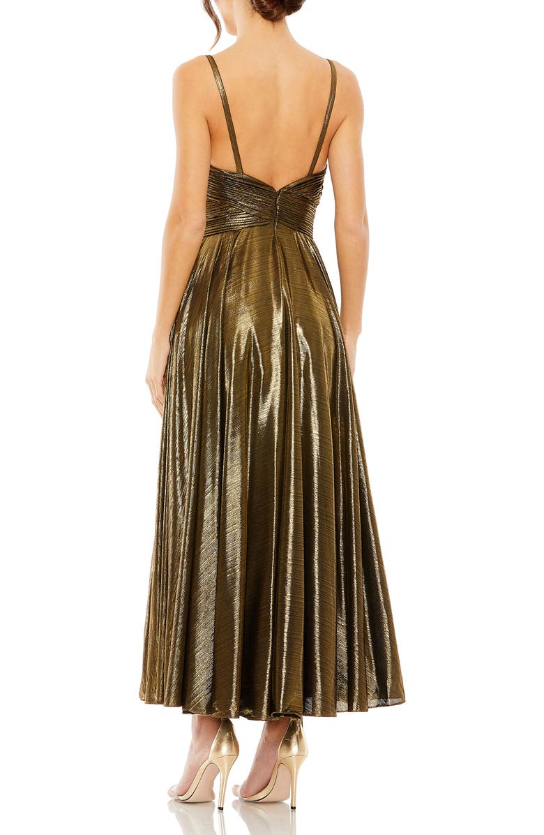 Mac Duggal Sleeveless V Neck Pleated Top Metallic Dress - Pinkhill -  - [] - Darwin boutique - Australian fashion design - Darwin Fashion - Australian Fashion Designer - Australian Fashion Designer Brands - Australian Fashion Design 