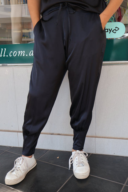 Maine Pants - Black - Adine & Co - Pinkhill - darwin fashion - darwin boutique