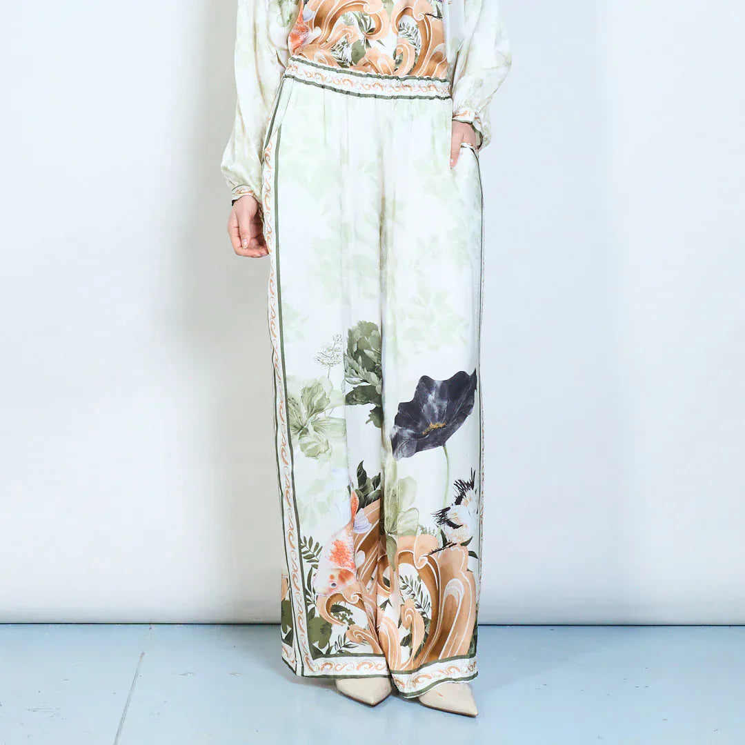 Floral border graphic elastic waist flow wide leg trousers wholesale - DARKOLIVE - Pinkhill