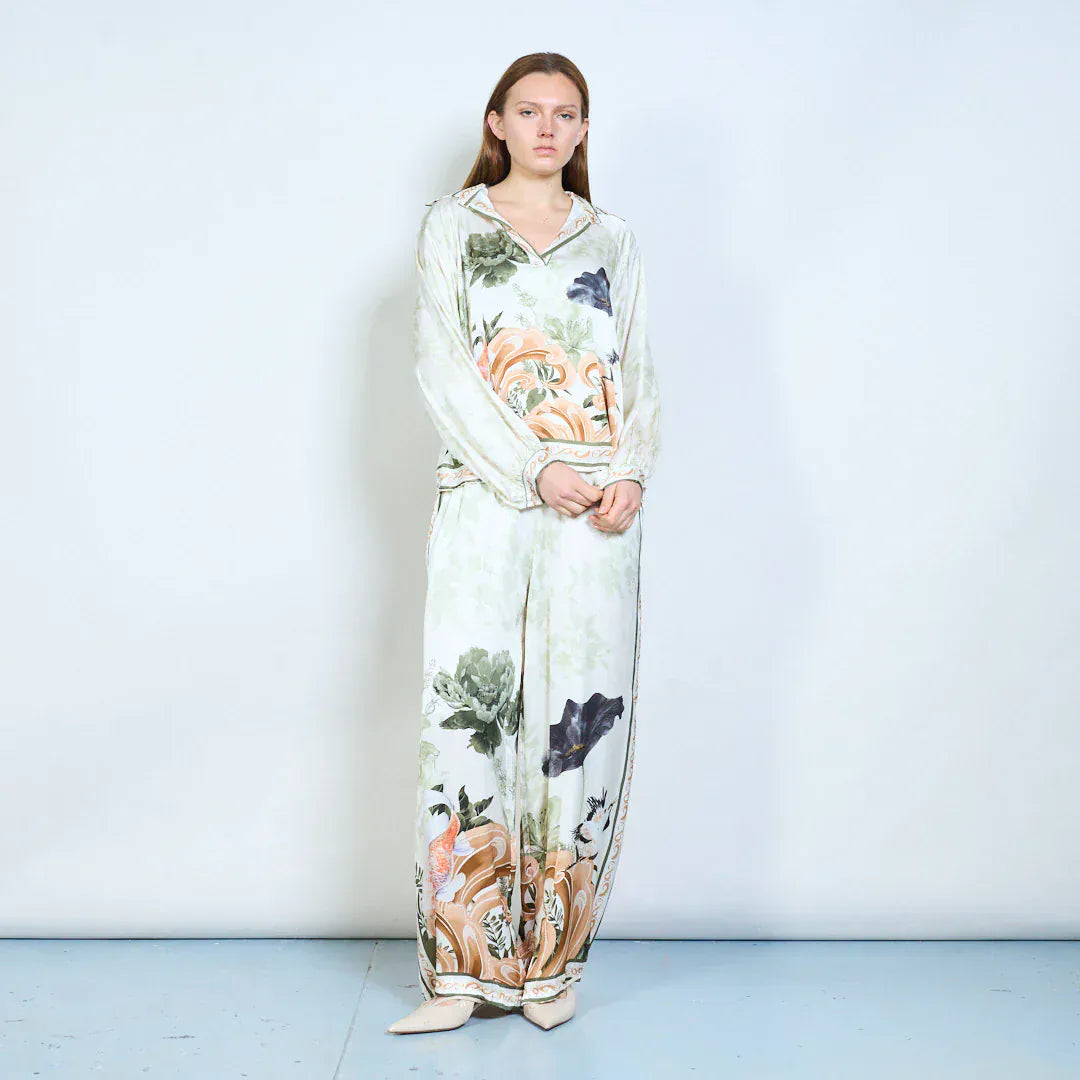 Floral border graphic elastic waist flow wide leg trousers wholesale - DARKOLIVE - Pinkhill