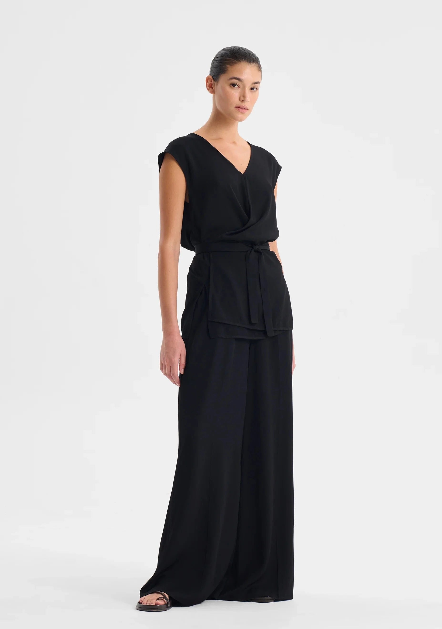 Morrison Talise Pant - Black - Pinkhill -  - [] - Darwin boutique - Australian fashion design - Darwin Fashion - Australian Fashion Designer - Australian Fashion Designer Brands - Australian Fashion Design 