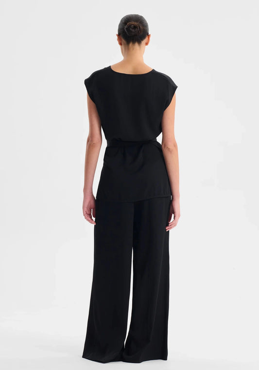 Morrison Talise Top - Black - Pinkhill -  - [] - Darwin boutique - Australian fashion design - Darwin Fashion - Australian Fashion Designer - Australian Fashion Designer Brands - Australian Fashion Design 