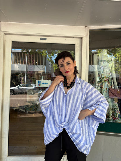 Oktavija Emila Top Blue