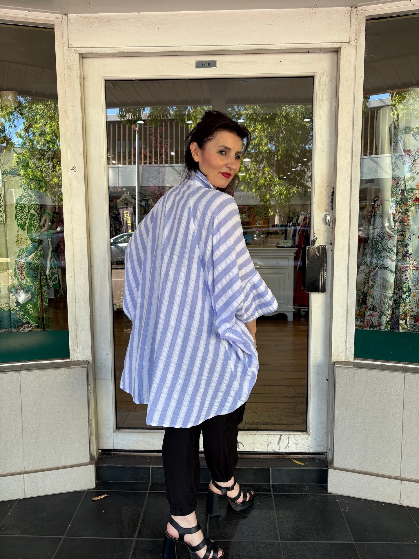 Oktavija Emila Top Blue