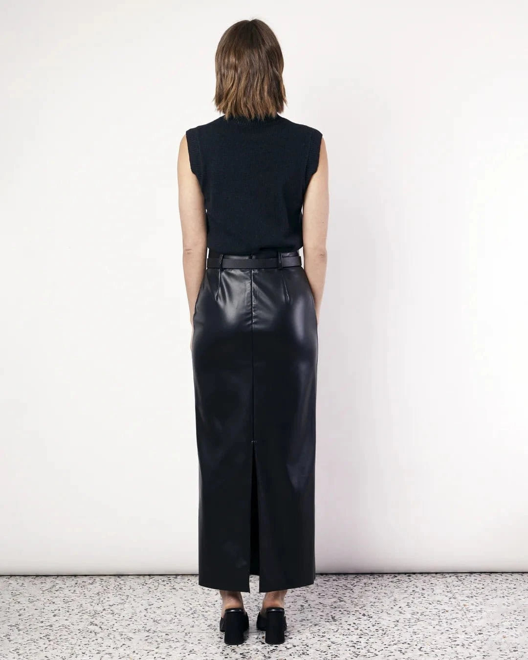 ROMY KNIT VEST - BLACK - Romy - Pinkhill - darwin fashion - darwin boutique