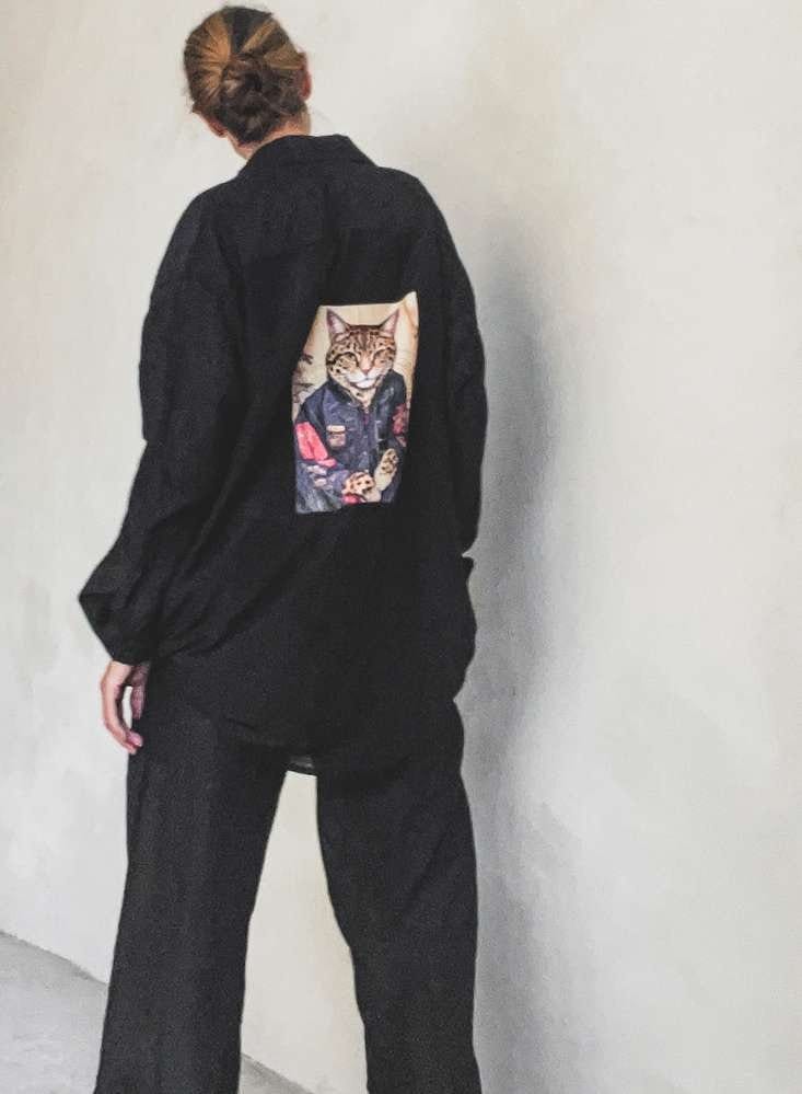 Studio Adine Cat Shirt - Black
