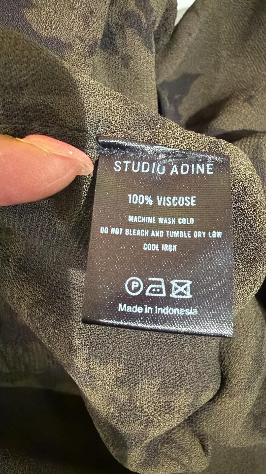 Christine supplier photo - Fenton Blouse care label, 100% viscose (photo 40)
