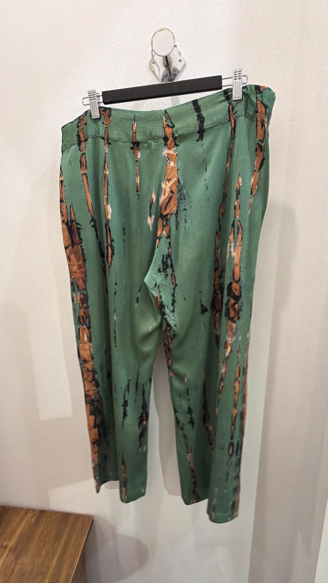 Christine supplier photo - Lennart Pant front on hanger (photo 10)