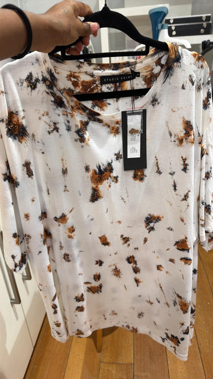 Christine supplier photo - Oui T-Shirt front on hanger (photo 32)