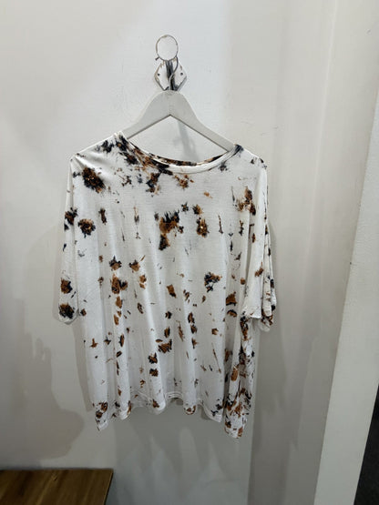 White tee with rust and black splatter dye - front