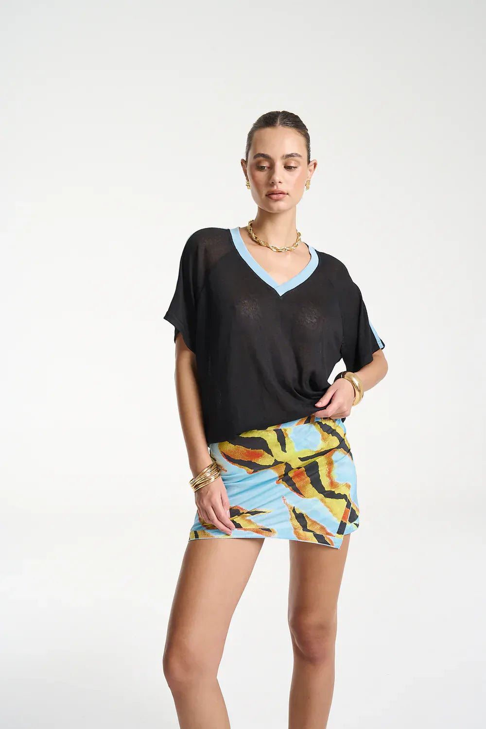 SUMMI SUMMI V NECK JERSEY - BLACK/ BLUE - Pinkhill -  - [] - Darwin boutique - Australian fashion design - Darwin Fashion - Australian Fashion Designer - Australian Fashion Designer Brands - Australian Fashion Design 