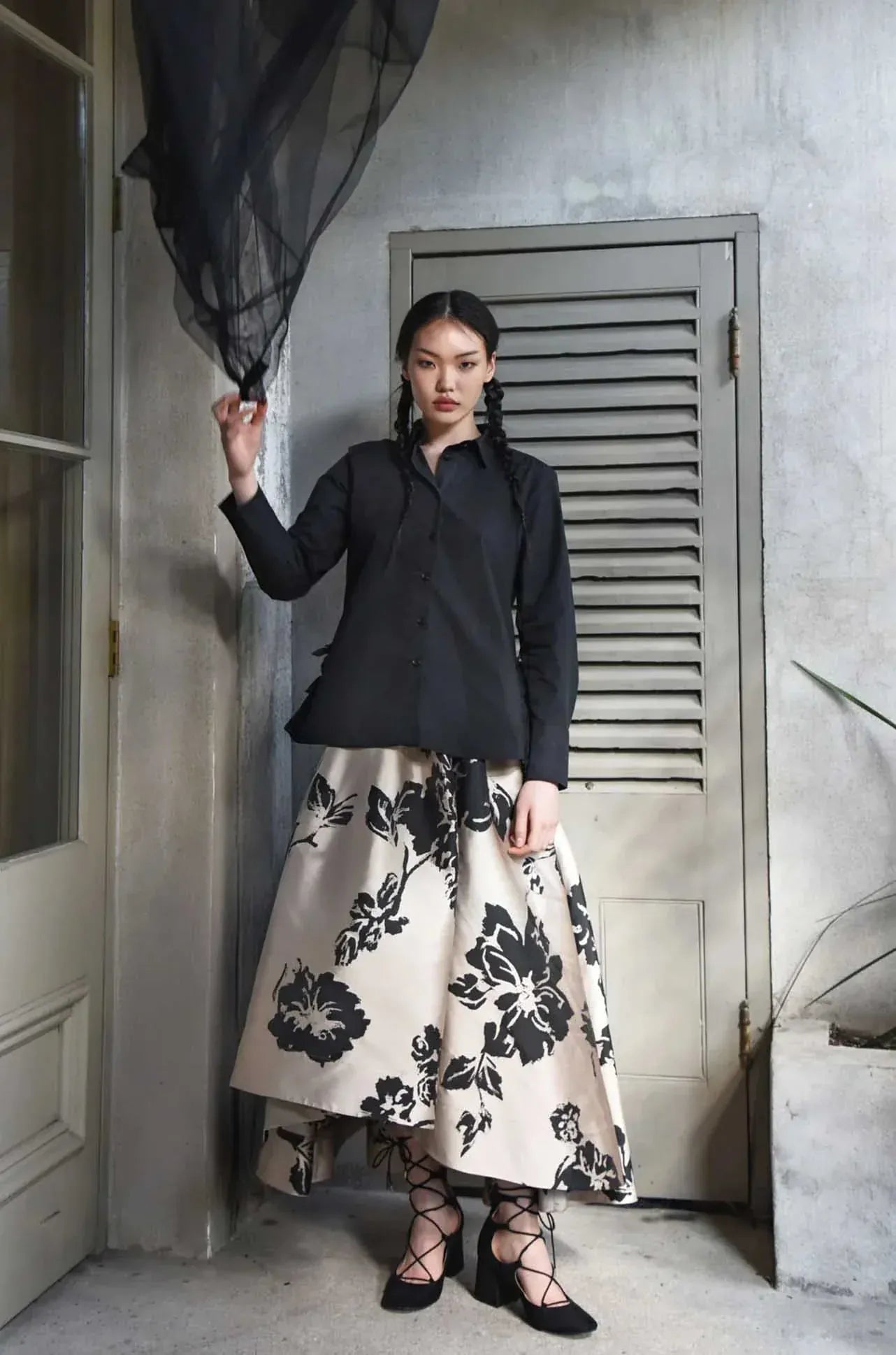 Trelise Cooper Enter The Bloom How Bow Can You Go Skirt in Taupe/Black - Pinkhill