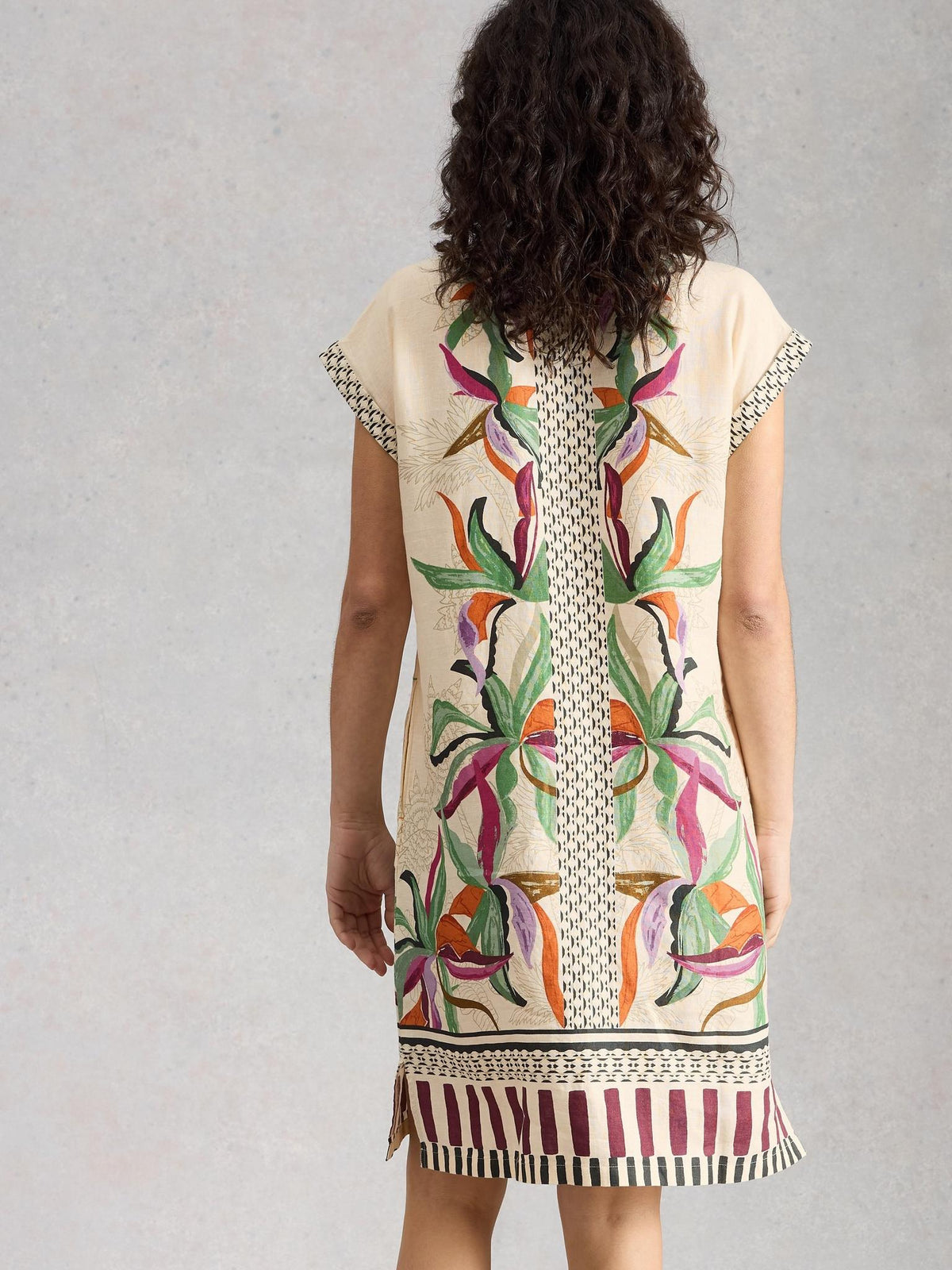 White Stuff Jilly Linen Dress in natural print, back view - Pinkhill Darwin