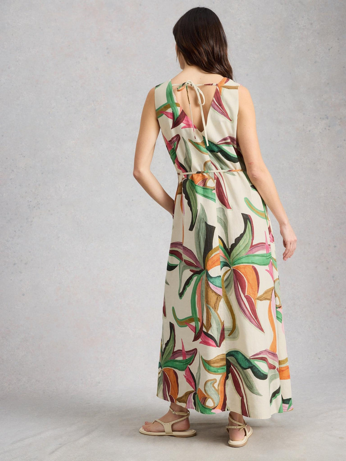White Stuff Poppy Linen Blend Maxi Dress in natural print, back view - Pinkhill Darwin